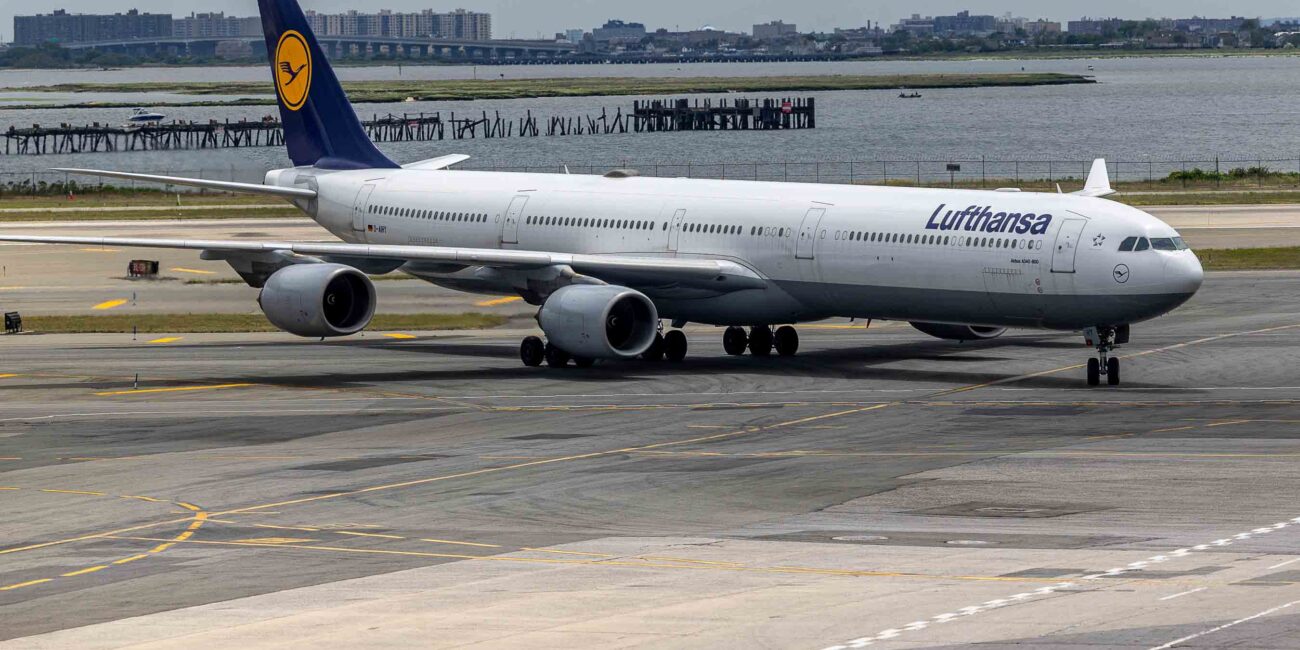 Lufthansa A340-600 Business Class