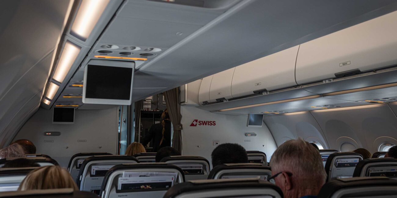 Swiss A320neo Business Class-3